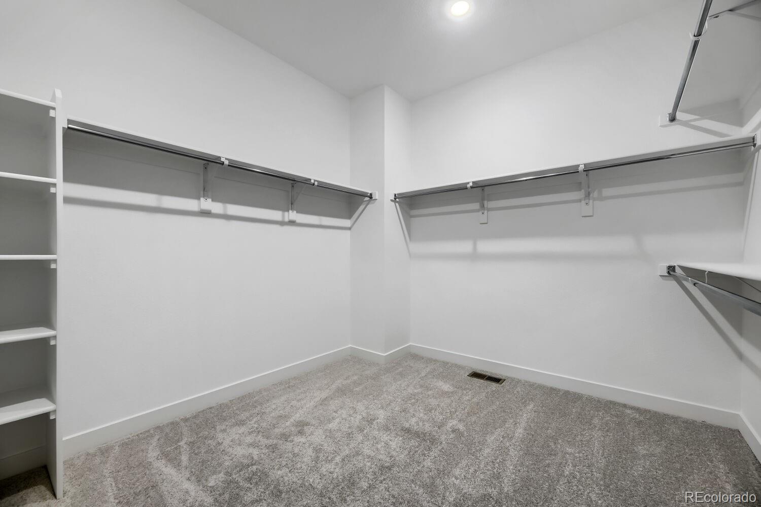 3006 S Kendrick Parkway