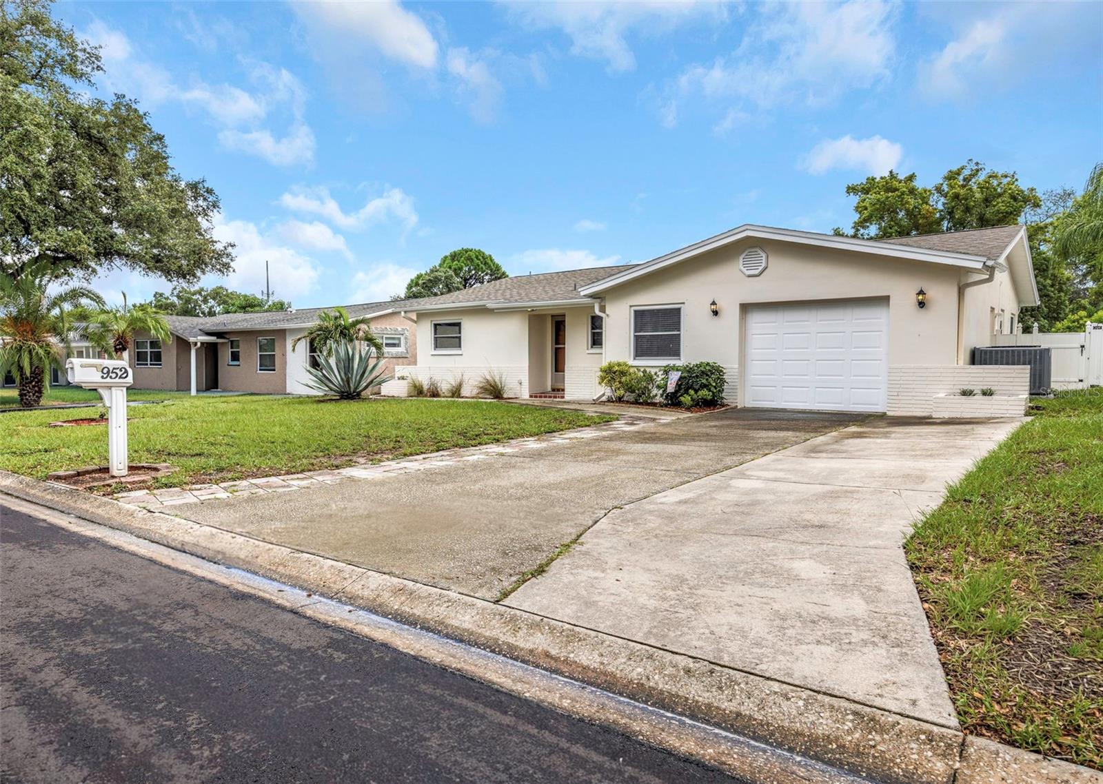 952 Wicks Drive