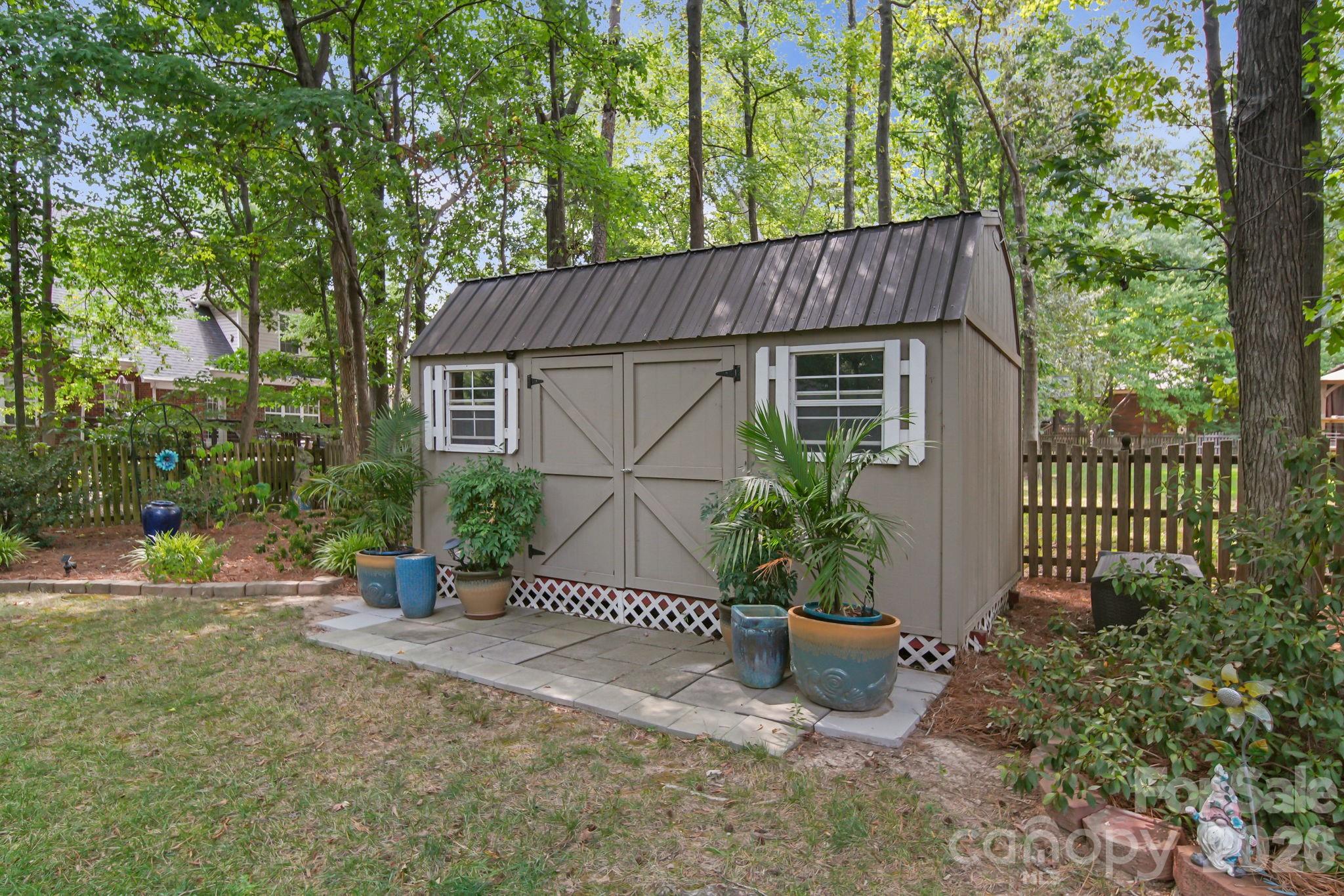 2905 Telefair Lane