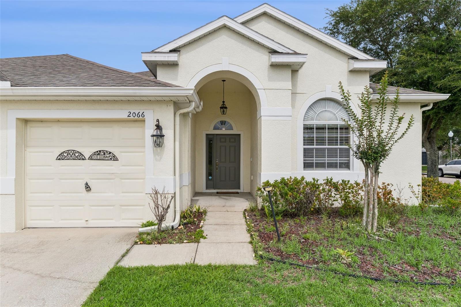 2066 Gloria Oak Court
