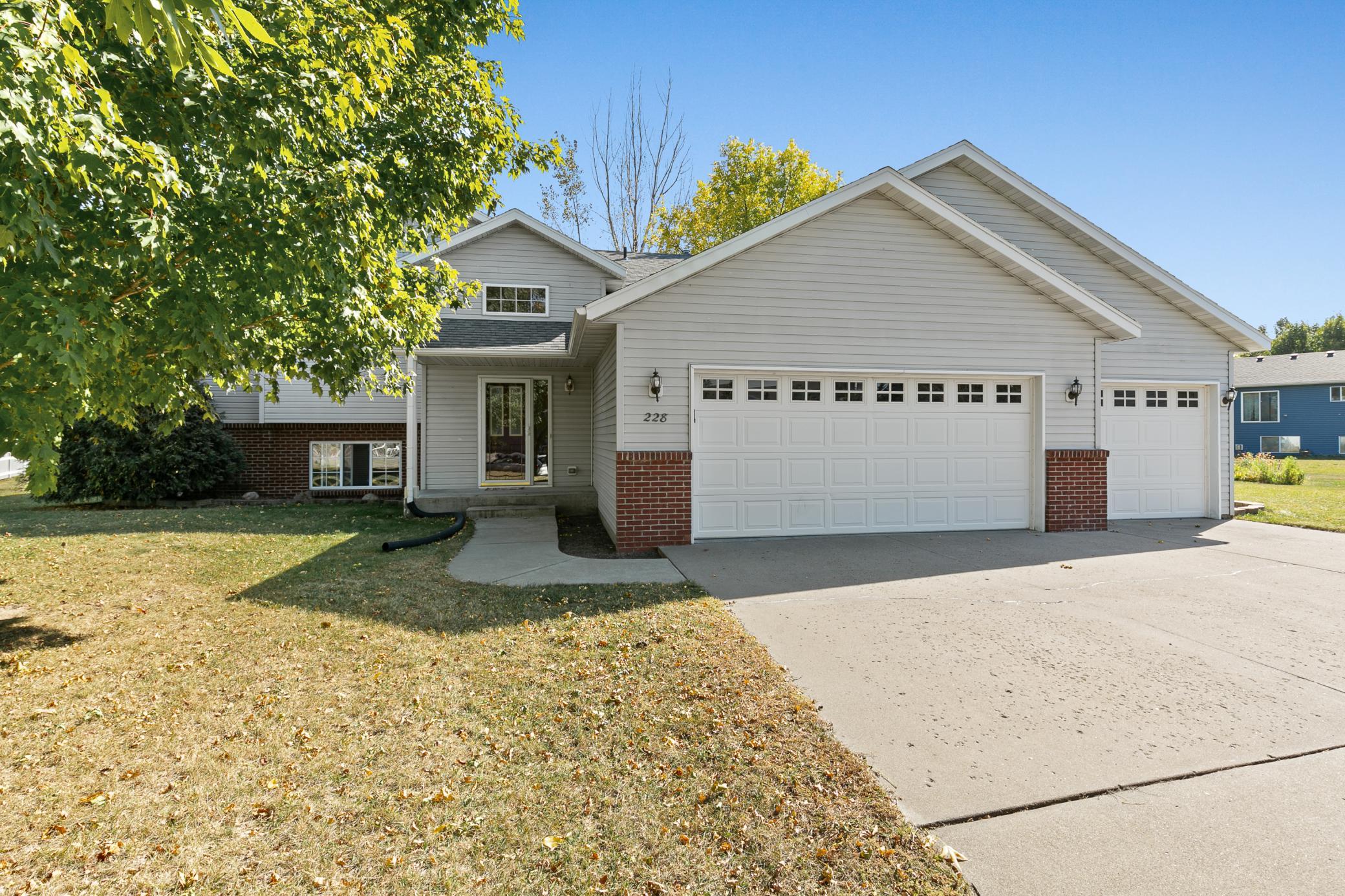 228 Sundance Road