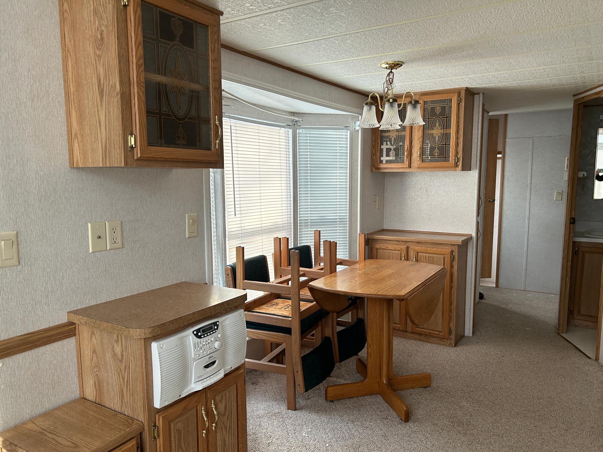 L9-10 B 5 Canterbury Town