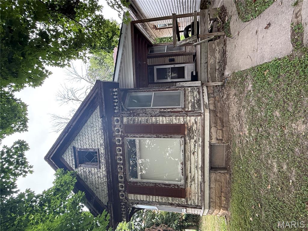 2014 Chestnut Street