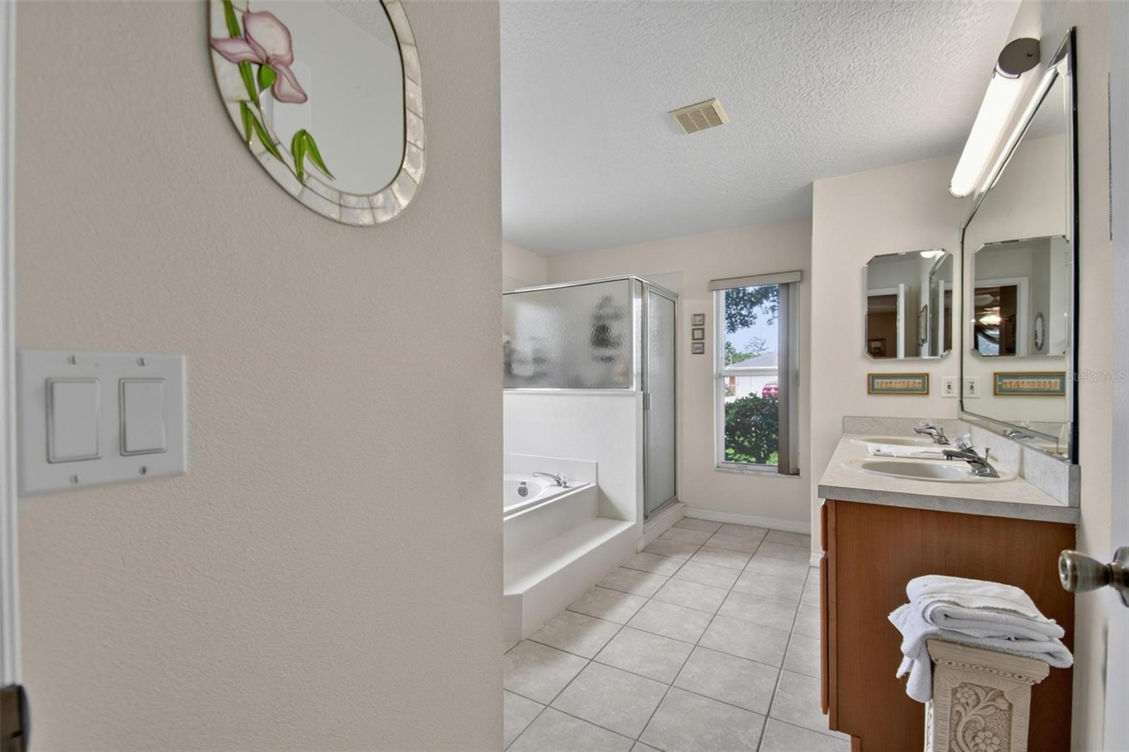 17 Ebb Tide Drive