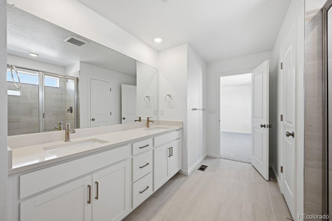 16657 W 92nd Place