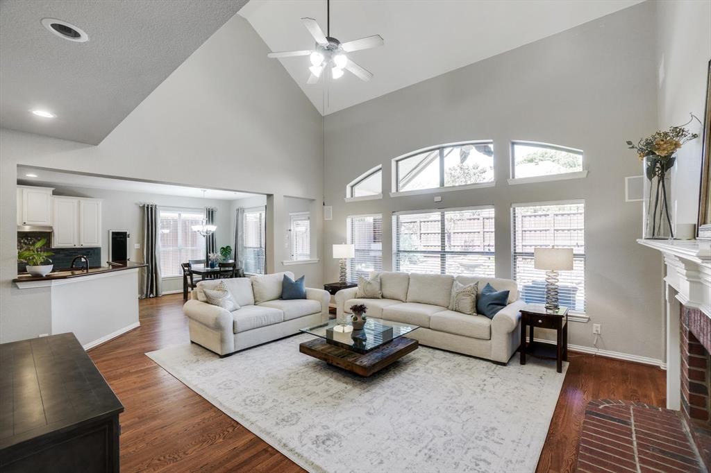 3808 Glenshannon Lane