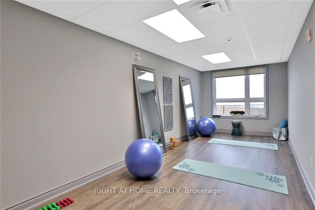 35 Southshore Cres 314