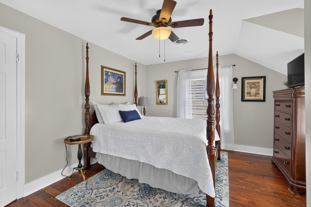 511 Tazewell Ave 373