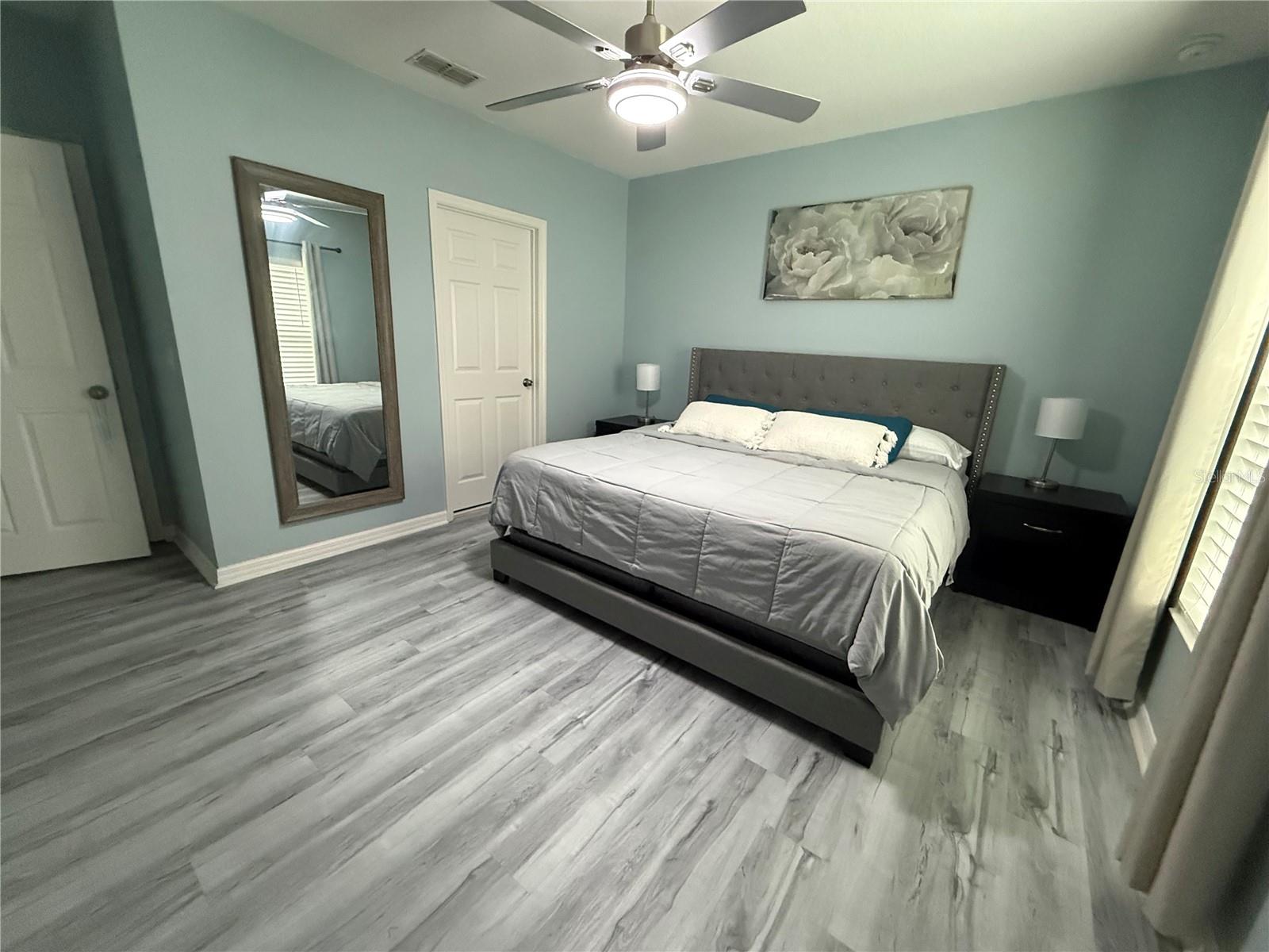 2600 Wadeview Loop