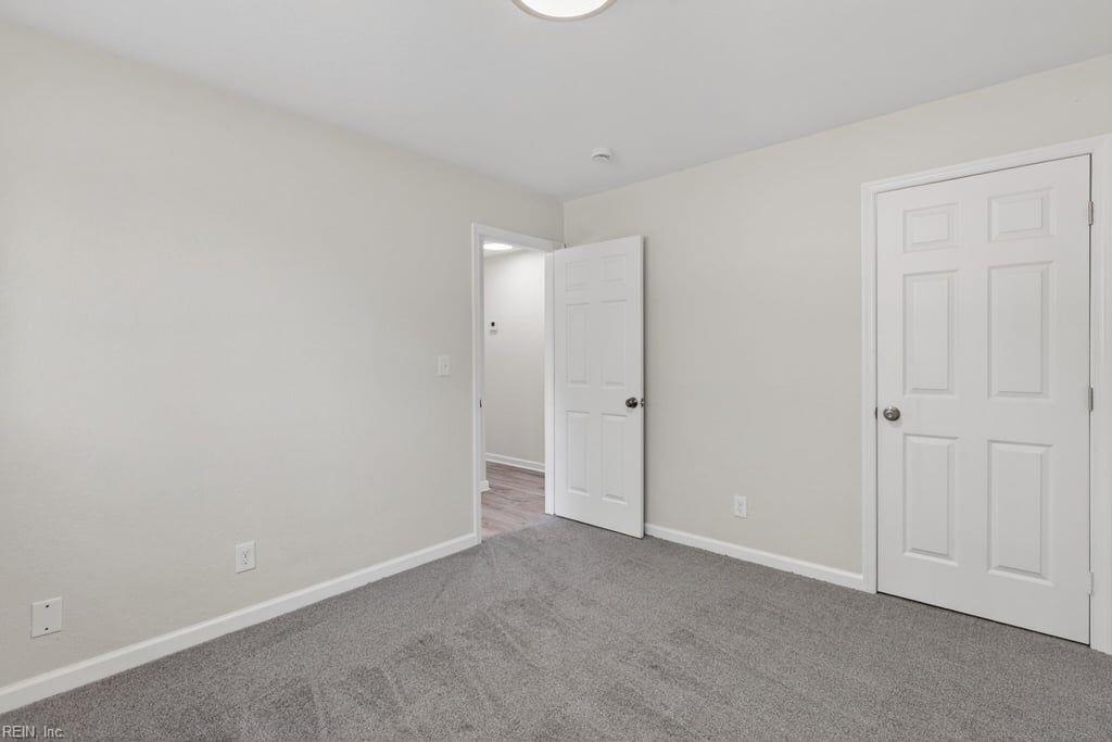 9607 Whit Avenue