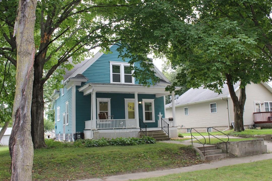 704 Clinton Street
