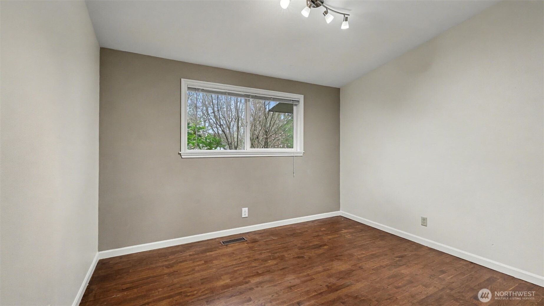 11204 148th Avenue SE