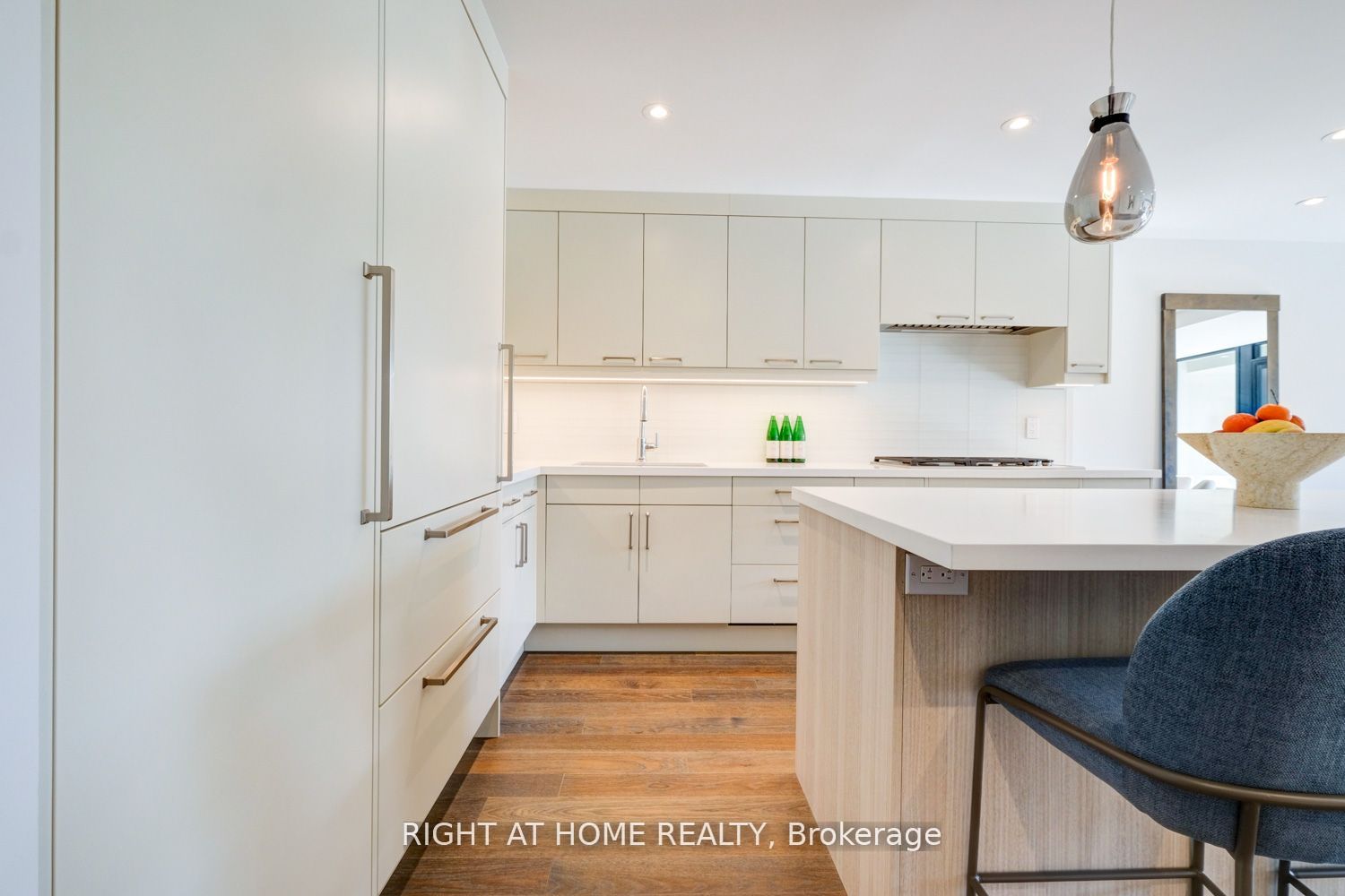 1 Forest Hill Rd 201