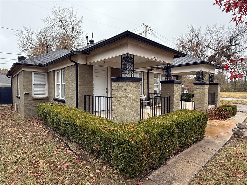 This beautifully updated 1934 duplex is just steps from the lively Western Avenue District, offering a perfect mix of vintage charm and modern convenience.Inside, hardwood floors and abundant natural light create a warm, inviting atmosphere. The living room flows into the kitchen, which features a farmhouse sink, butcher block countertops, soft-close drawers, and a breakfast nook. A full washer/dryer hookup is conveniently tucked away. The bedroom includes a custom wall closet system, and the bathroom boasts subway tile and a floating vanity.Lawn care is included, making this home ideal for low-maintenance living. While there is no fenced yard, its welcoming community and convenient location make it a great choice.