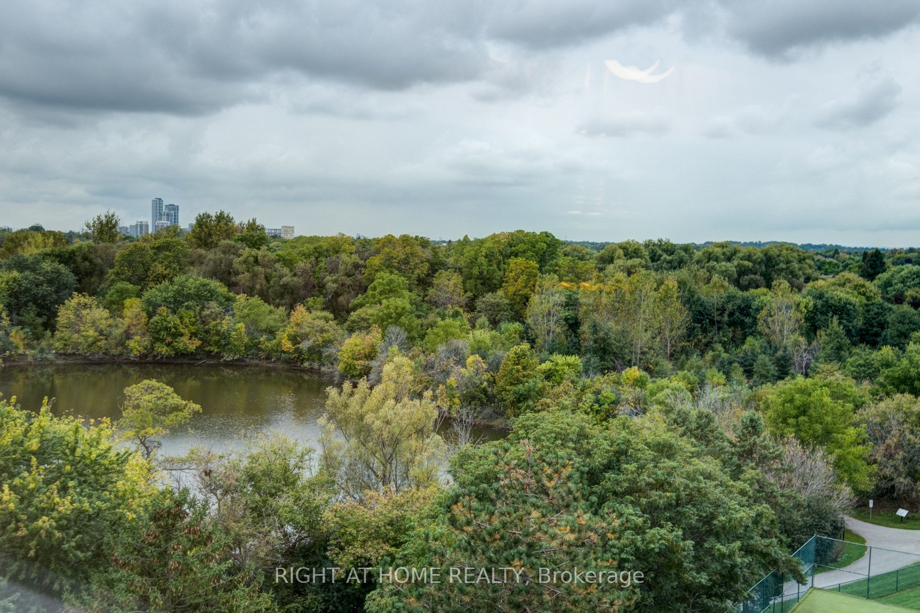 55 Austin Dr 712