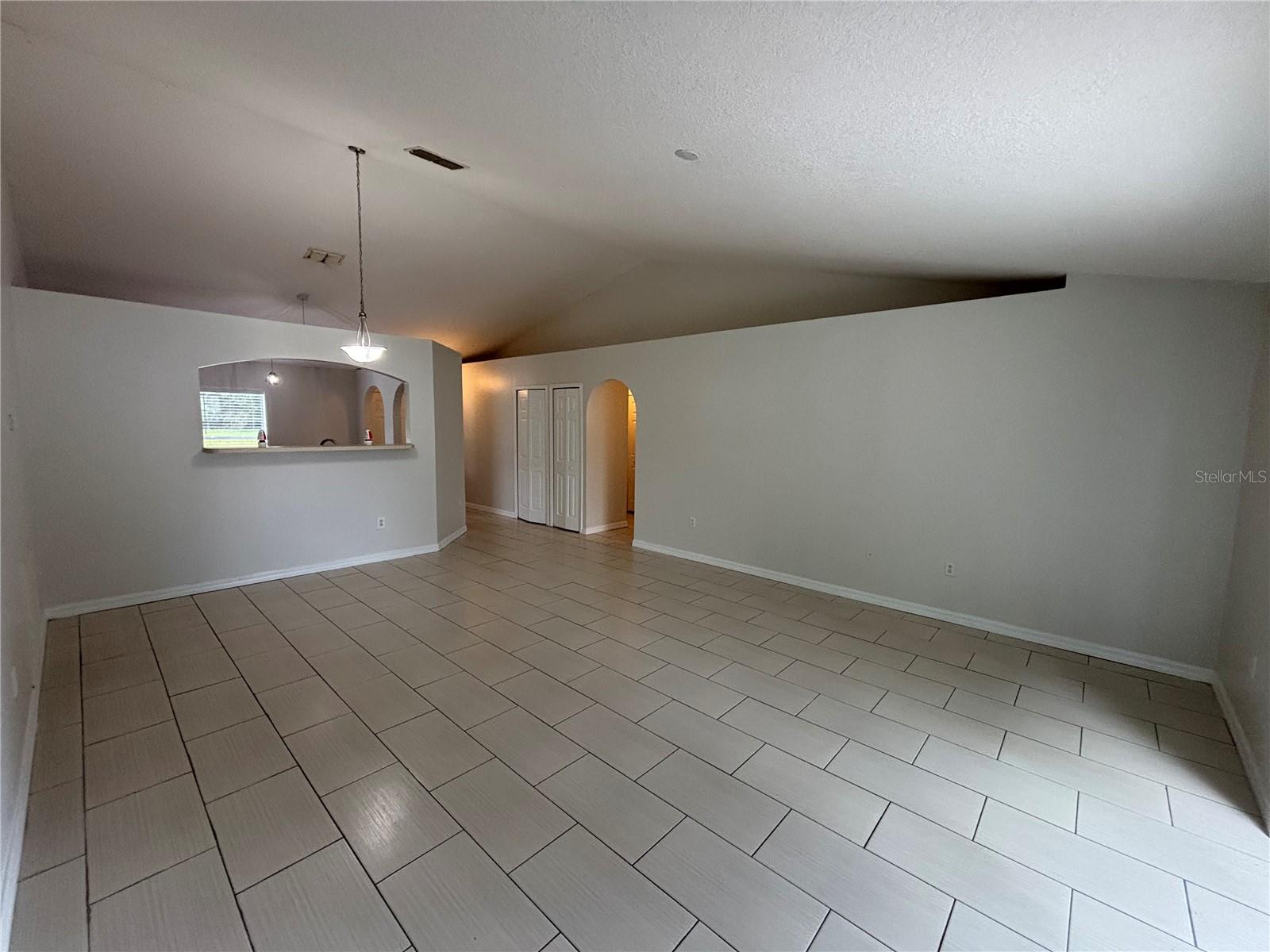 120 Spoonbill Court