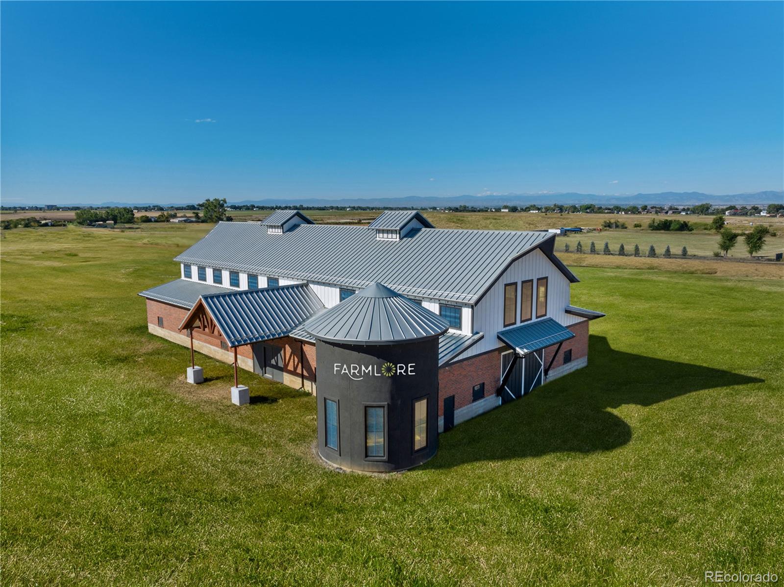 2110 Wagon Wheel Aly