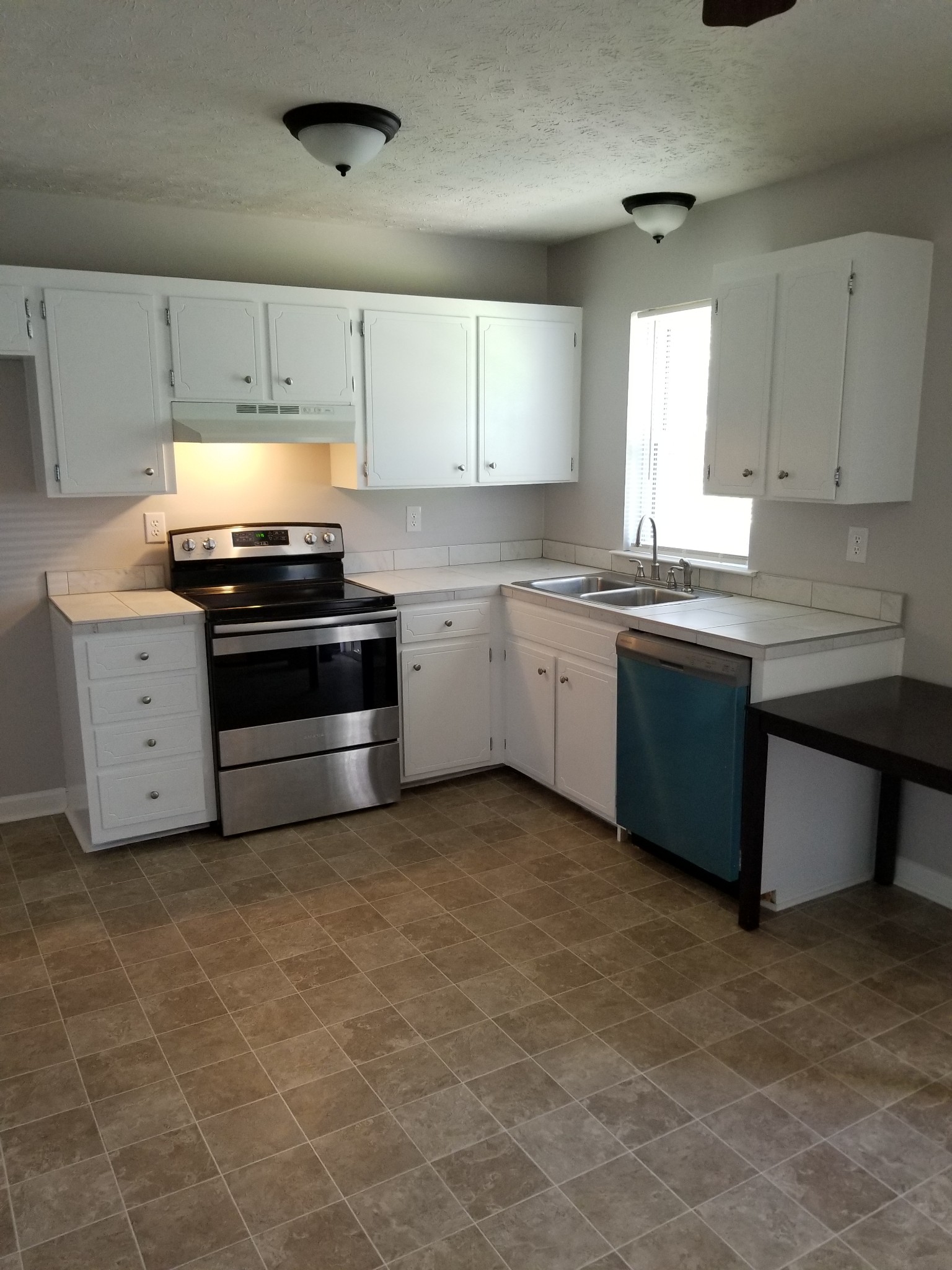 110 Rolling Acres Dr