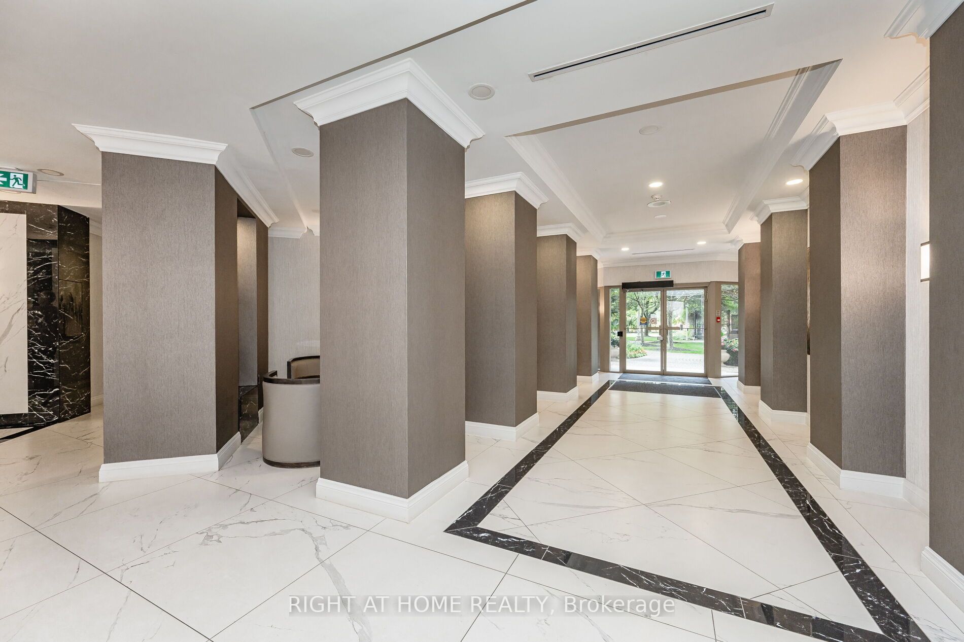 45 Kingsbridge Garden Circ 503