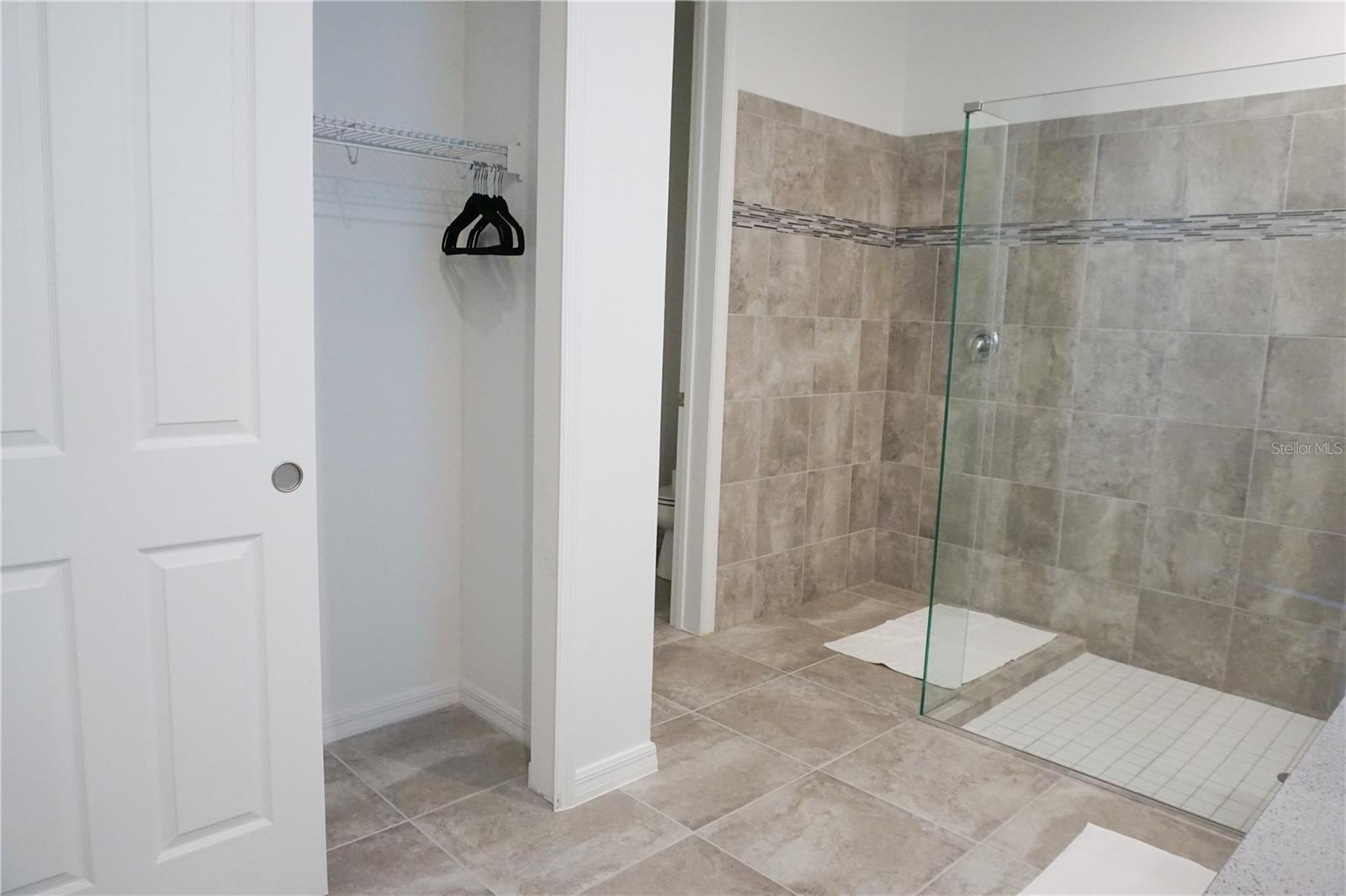 8914 Caroline Bay Court