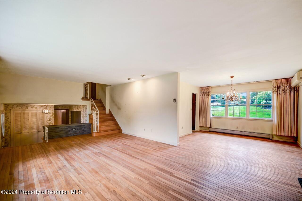 522 Tulip Circle