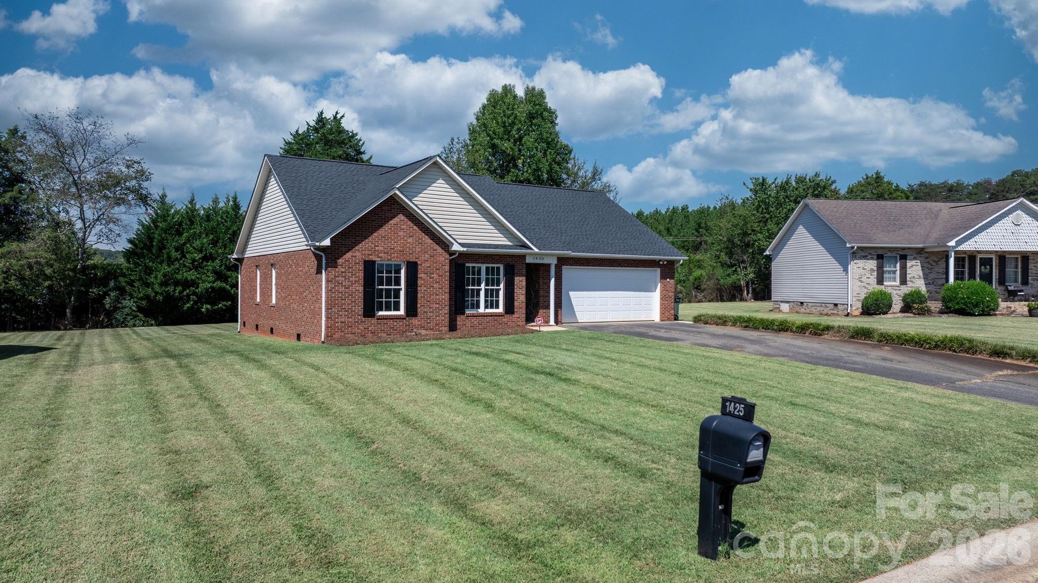 1420 Farmington Hills Drive