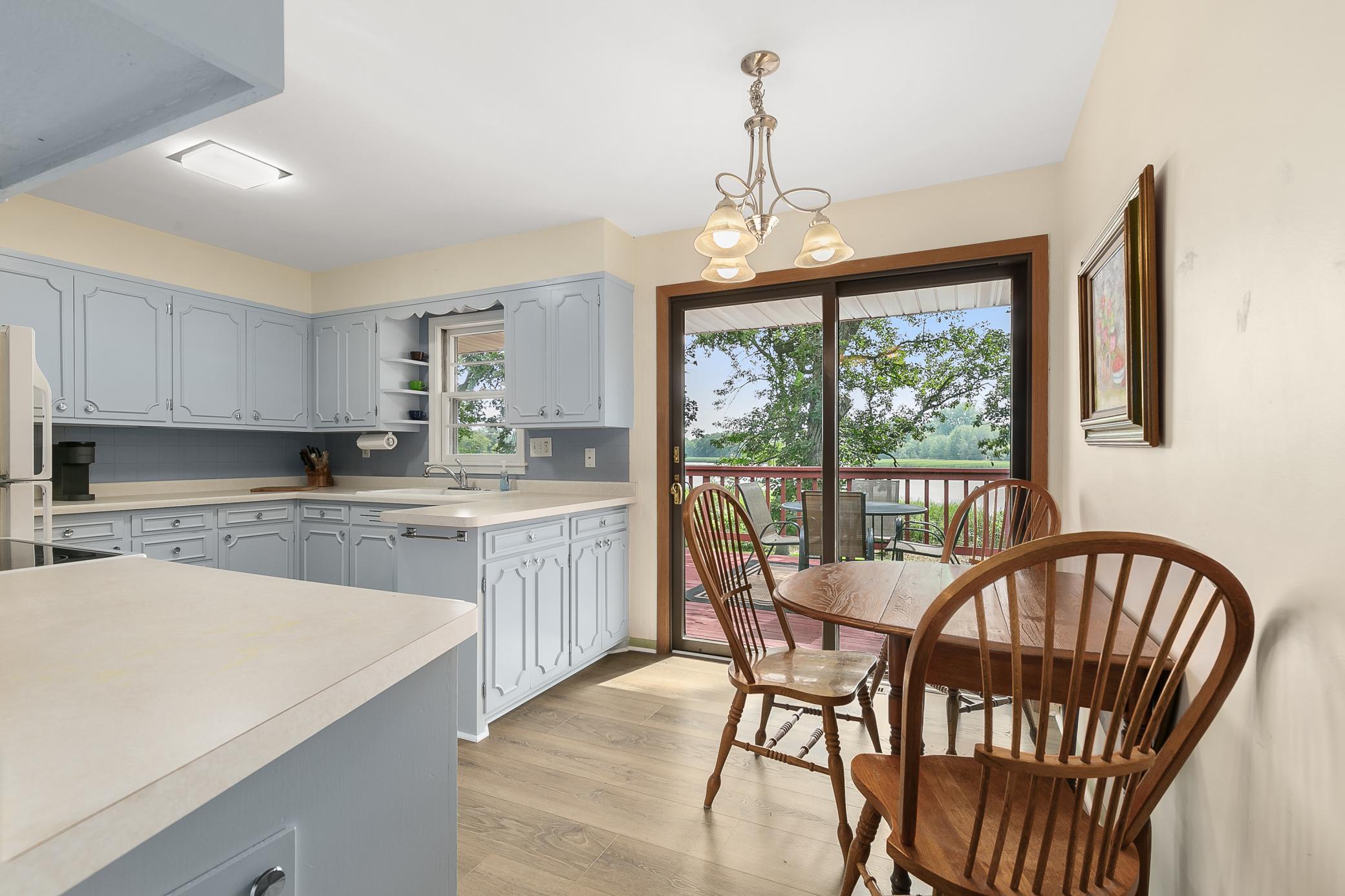 2655 Woodside Lane