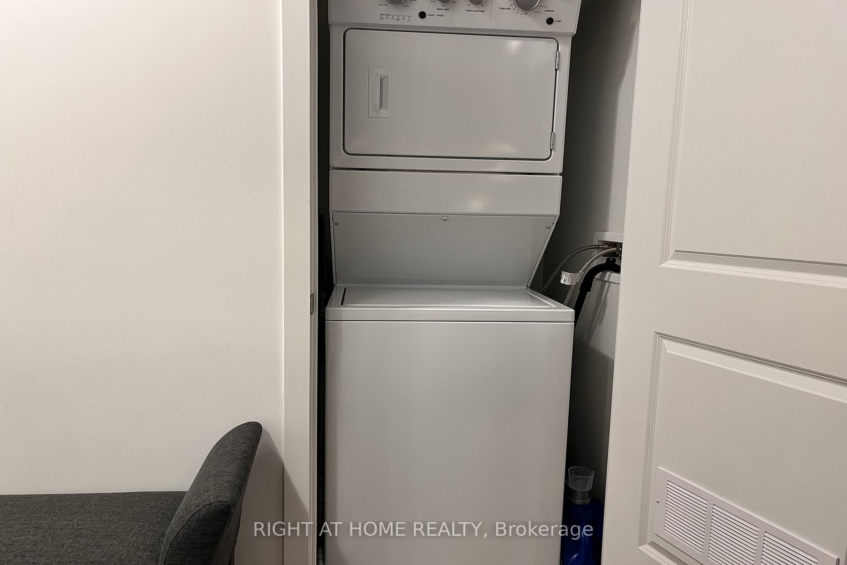 4655 Metcalfe Ave 306