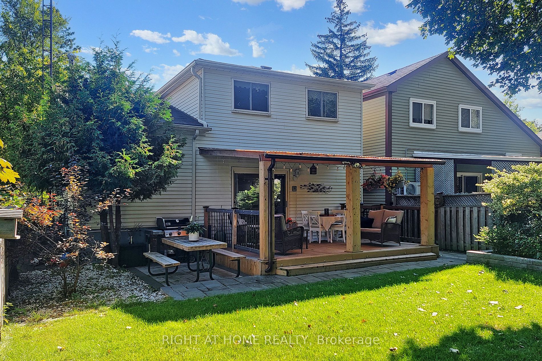 12 Plaisance Rd