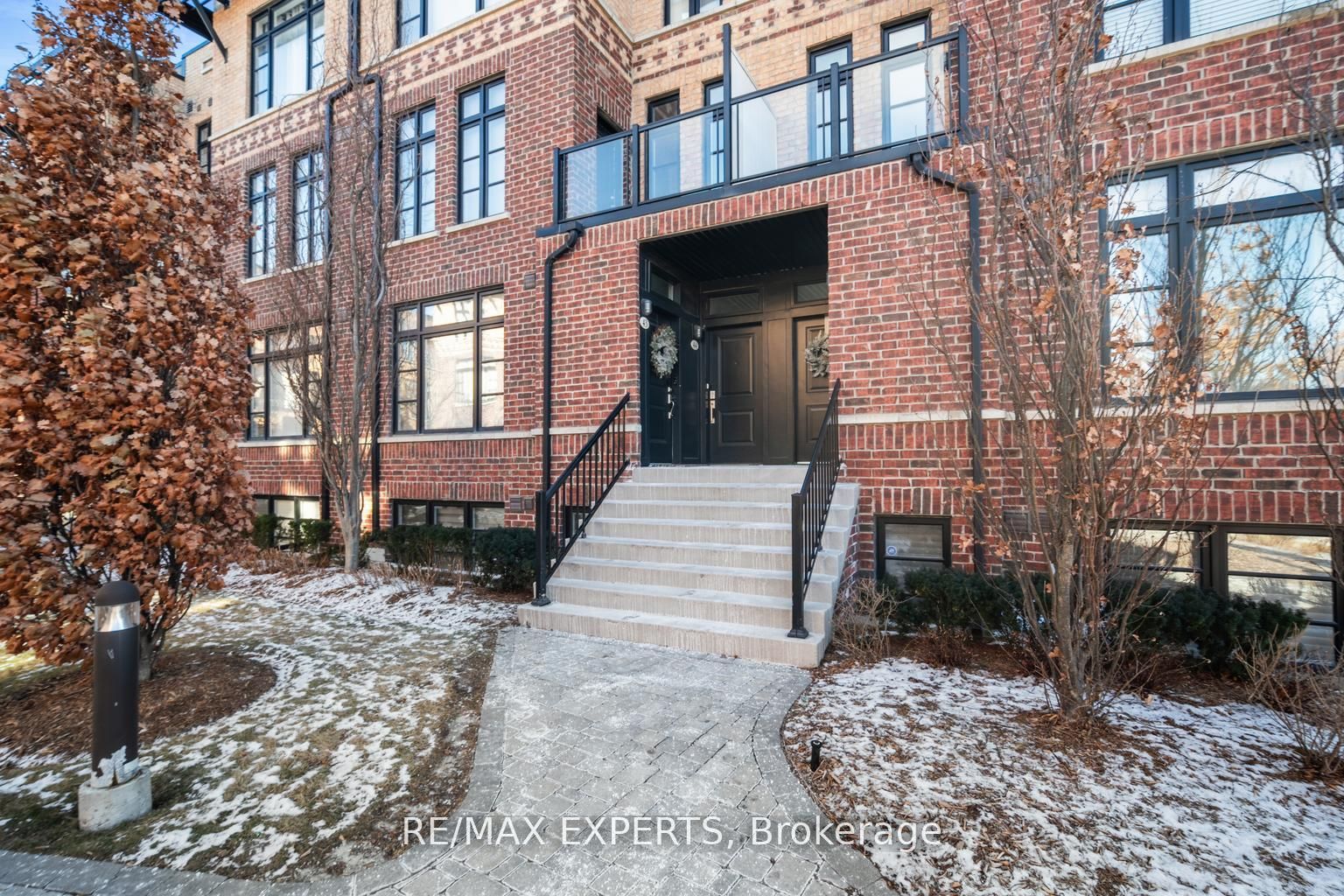 8167 Kipling Ave 40