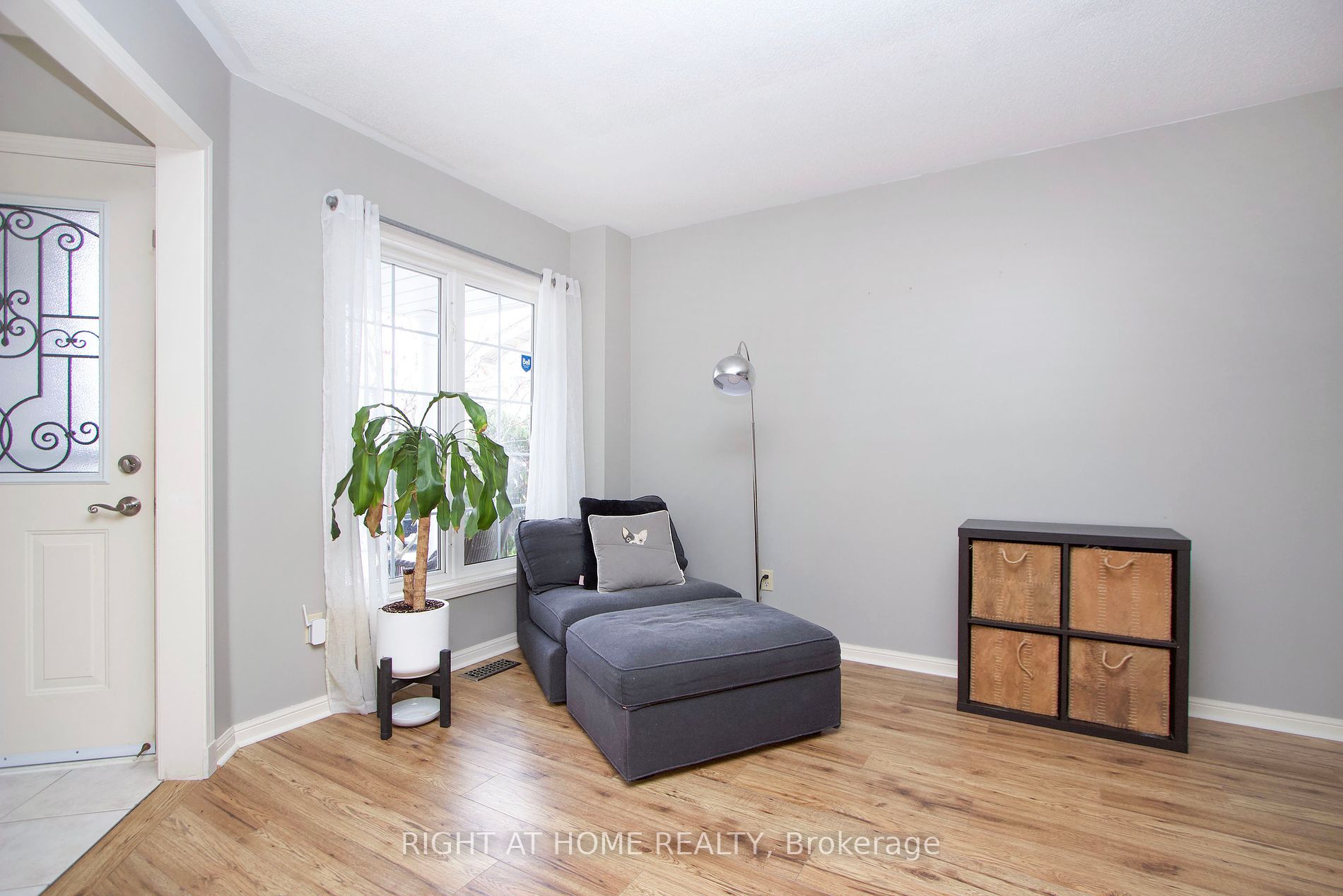 52 Hammond St