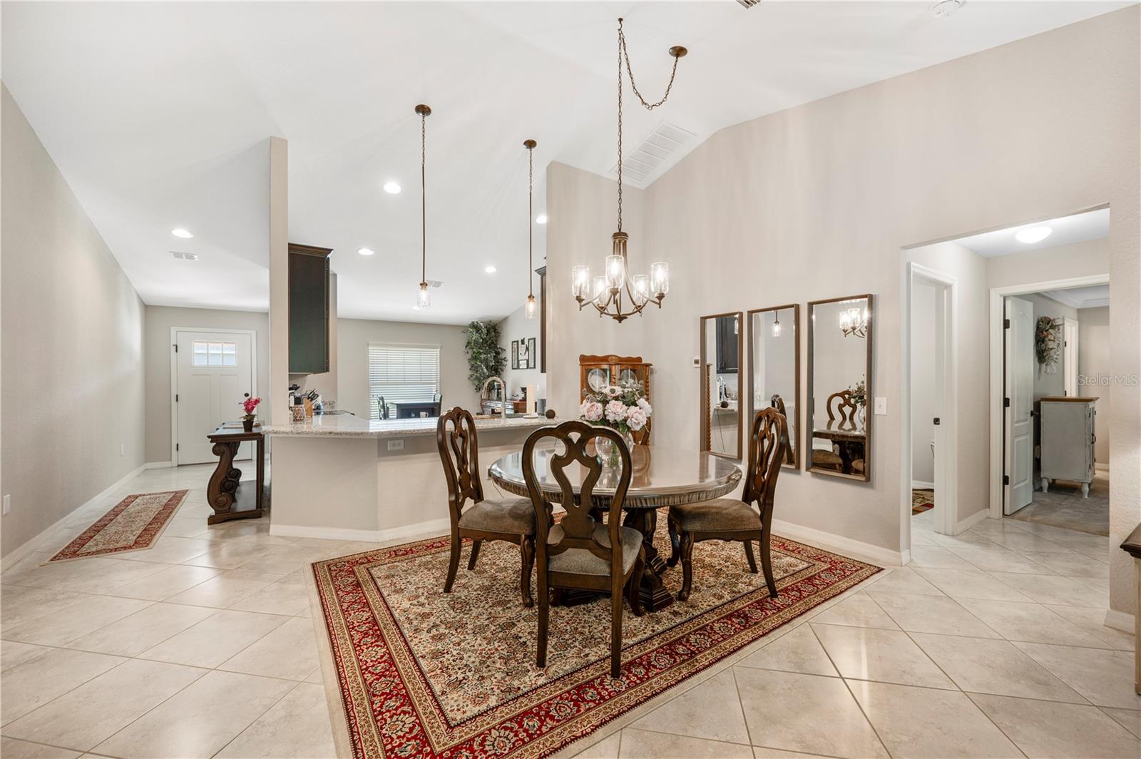 1882 Creeks Vista Boulevard