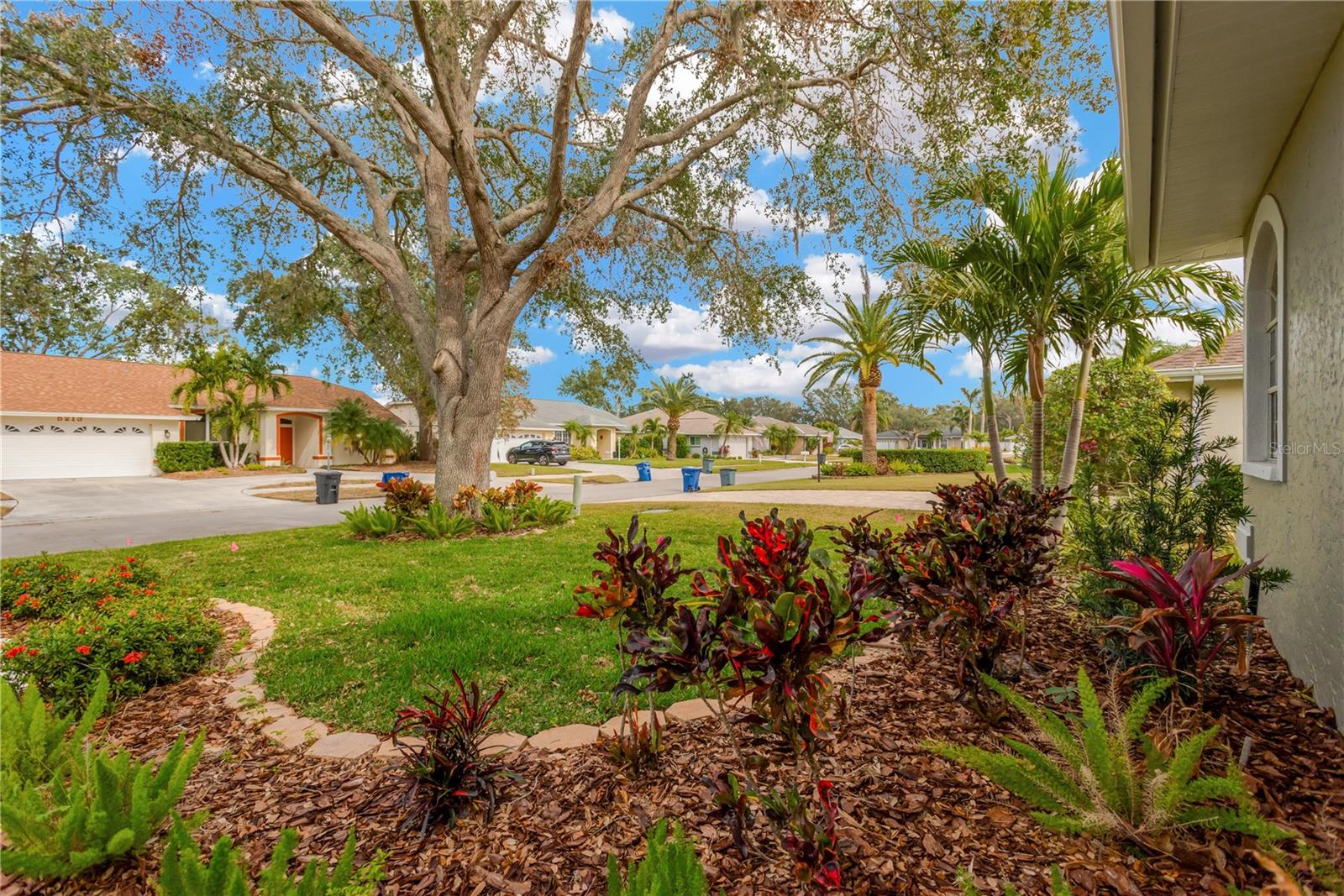 5212 Sunnydale Circle