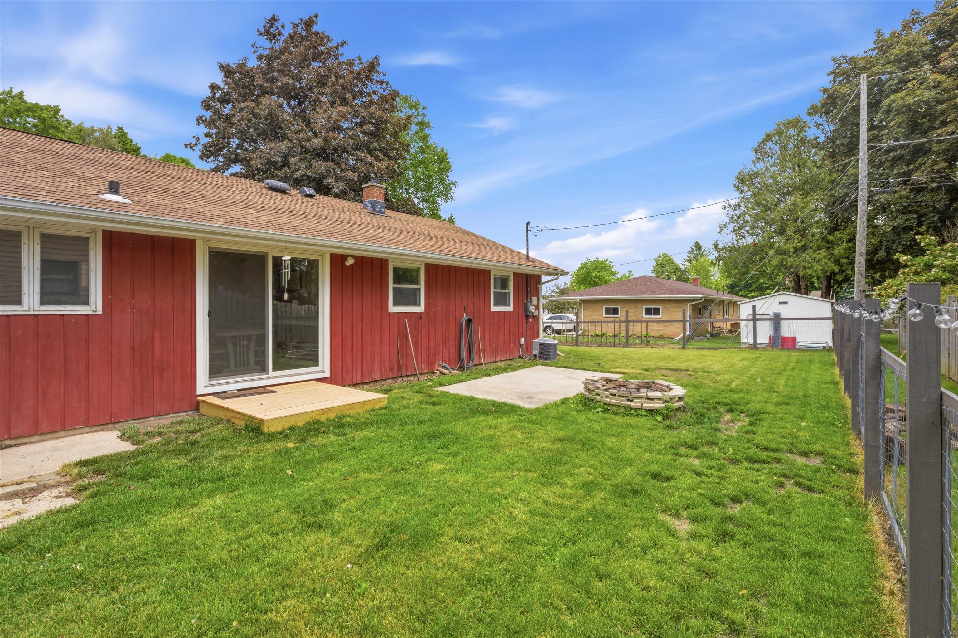 117 Hawthorne Court