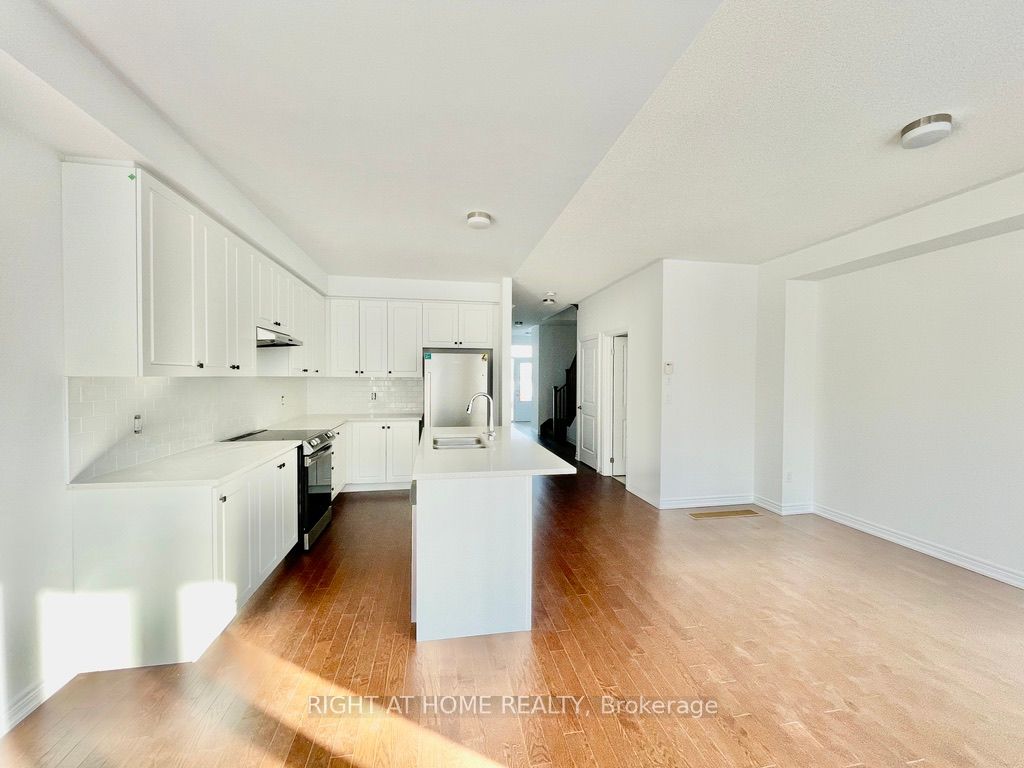 83 Milady Cres