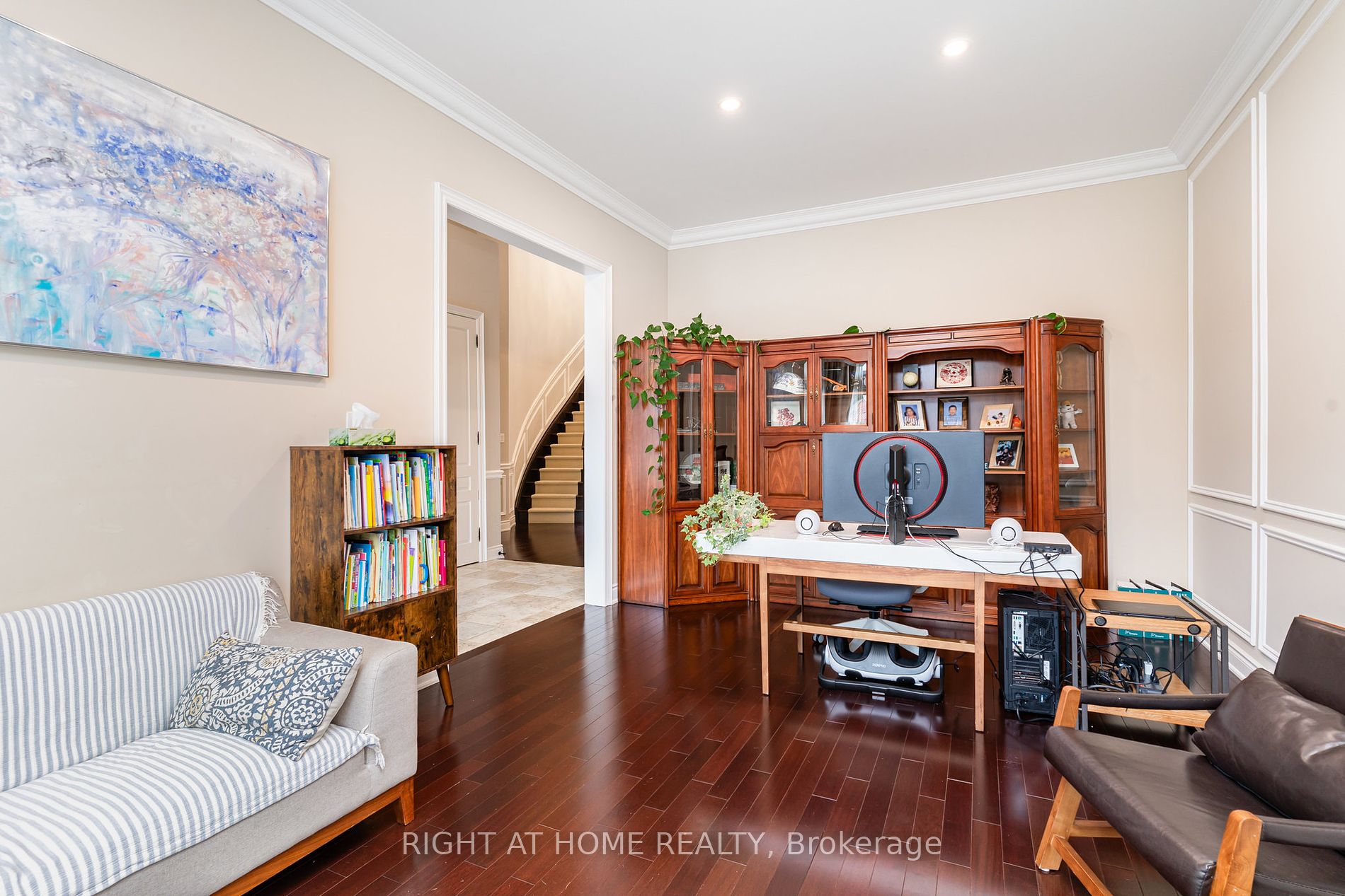 185 Cook's Mill Cres