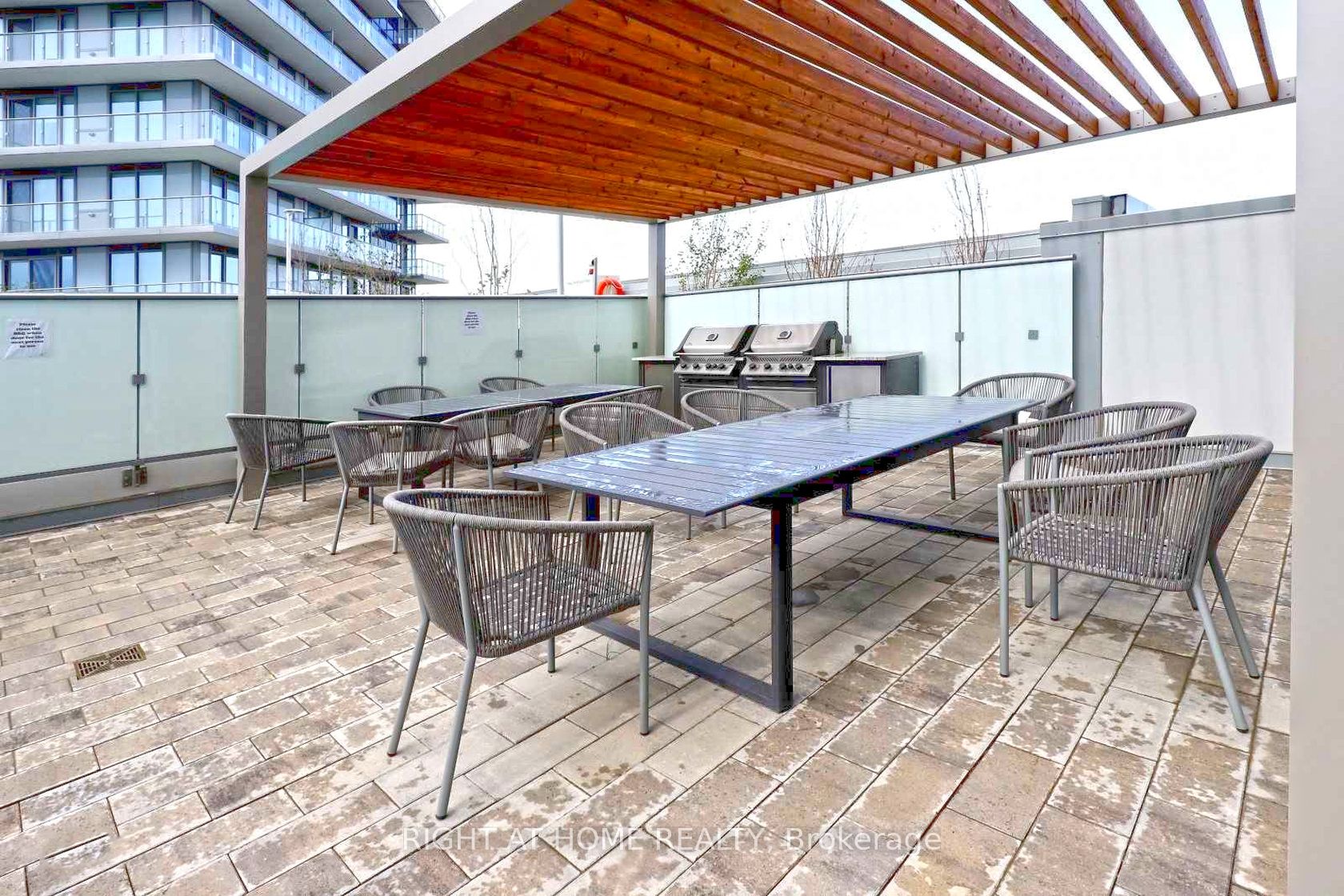 4655 Metcalfe Ave 306