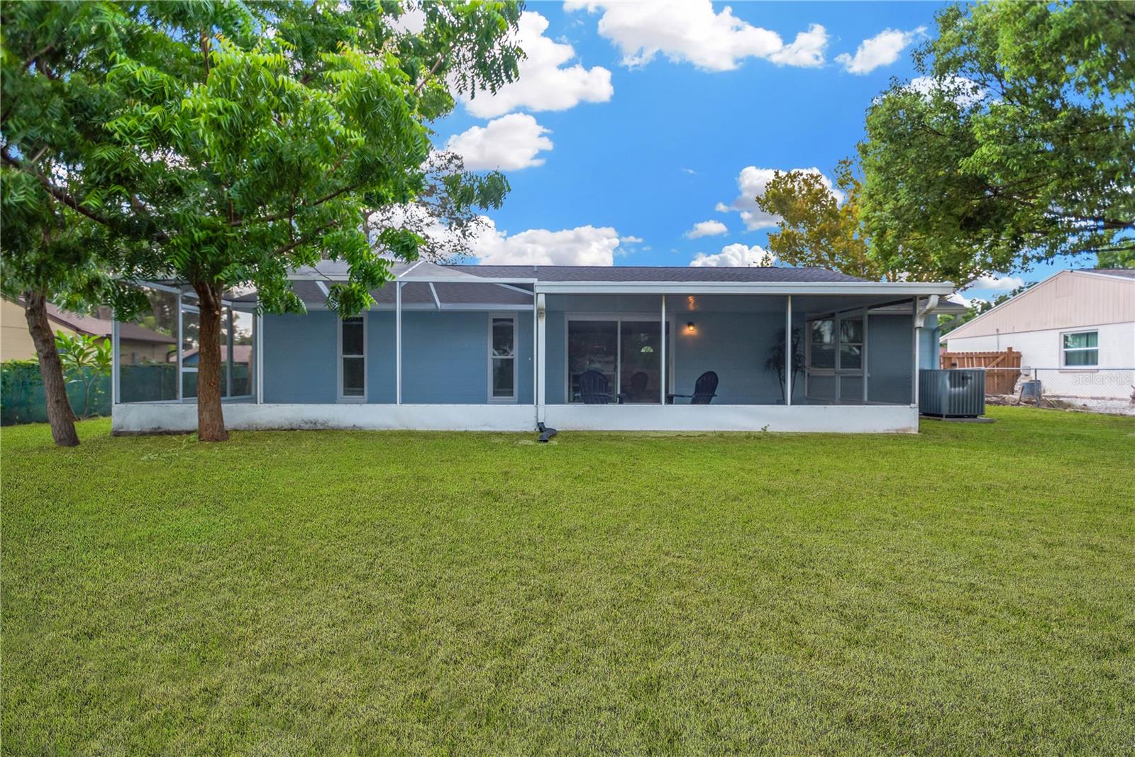 3218 King Charles Circle