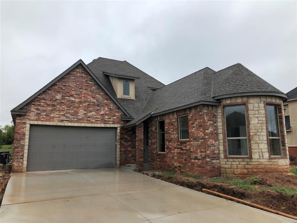 Fully furnished 3 bed, 2.5 bath home in sought after neighborhood in NW Norman!Master bedroom has en suite bathroom and large closetTile floors, carpet in bedrooms, 2 car garageClubhouse with pool and storm shelterLawn care included