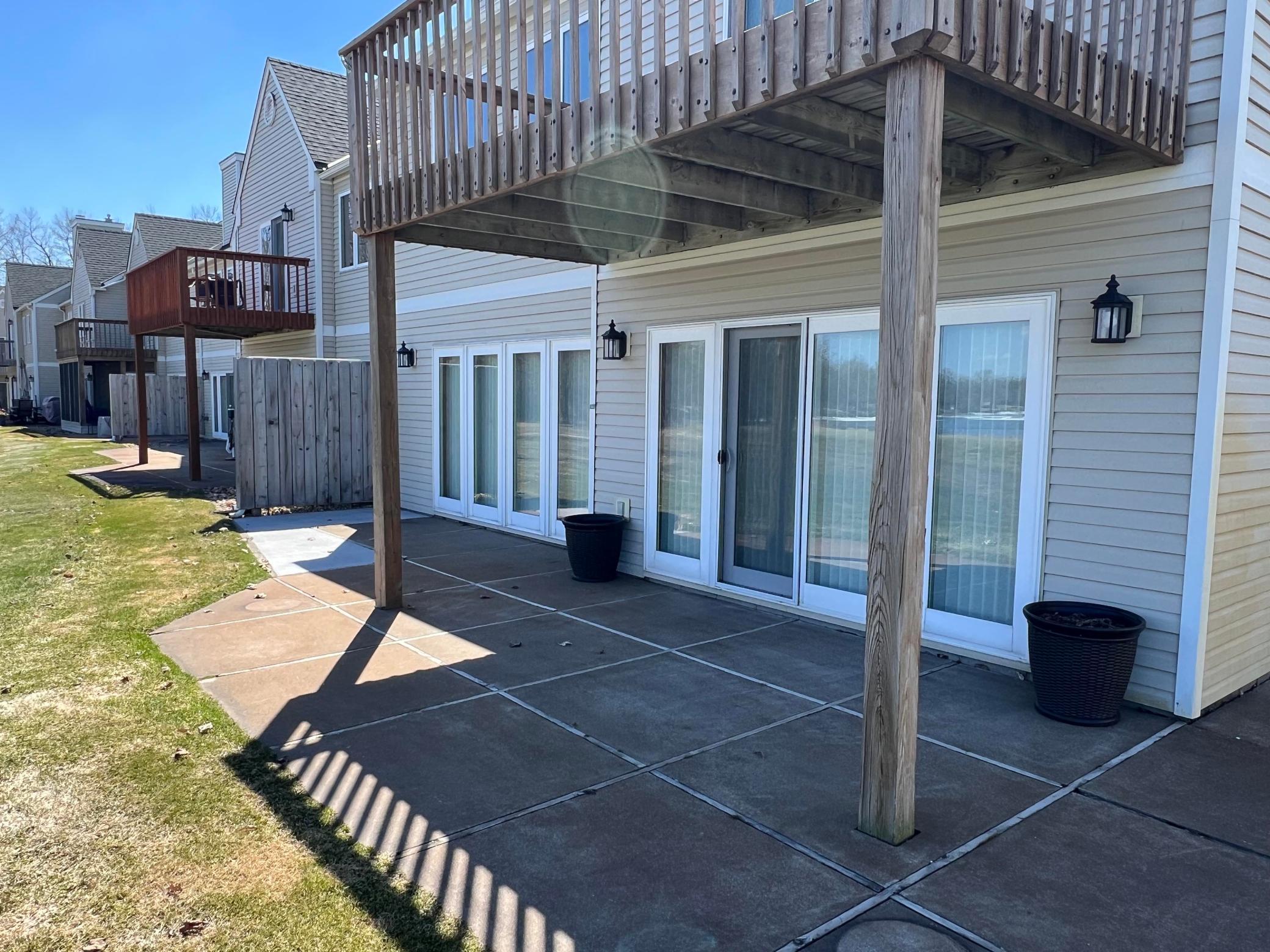 7922 Tournament Trail