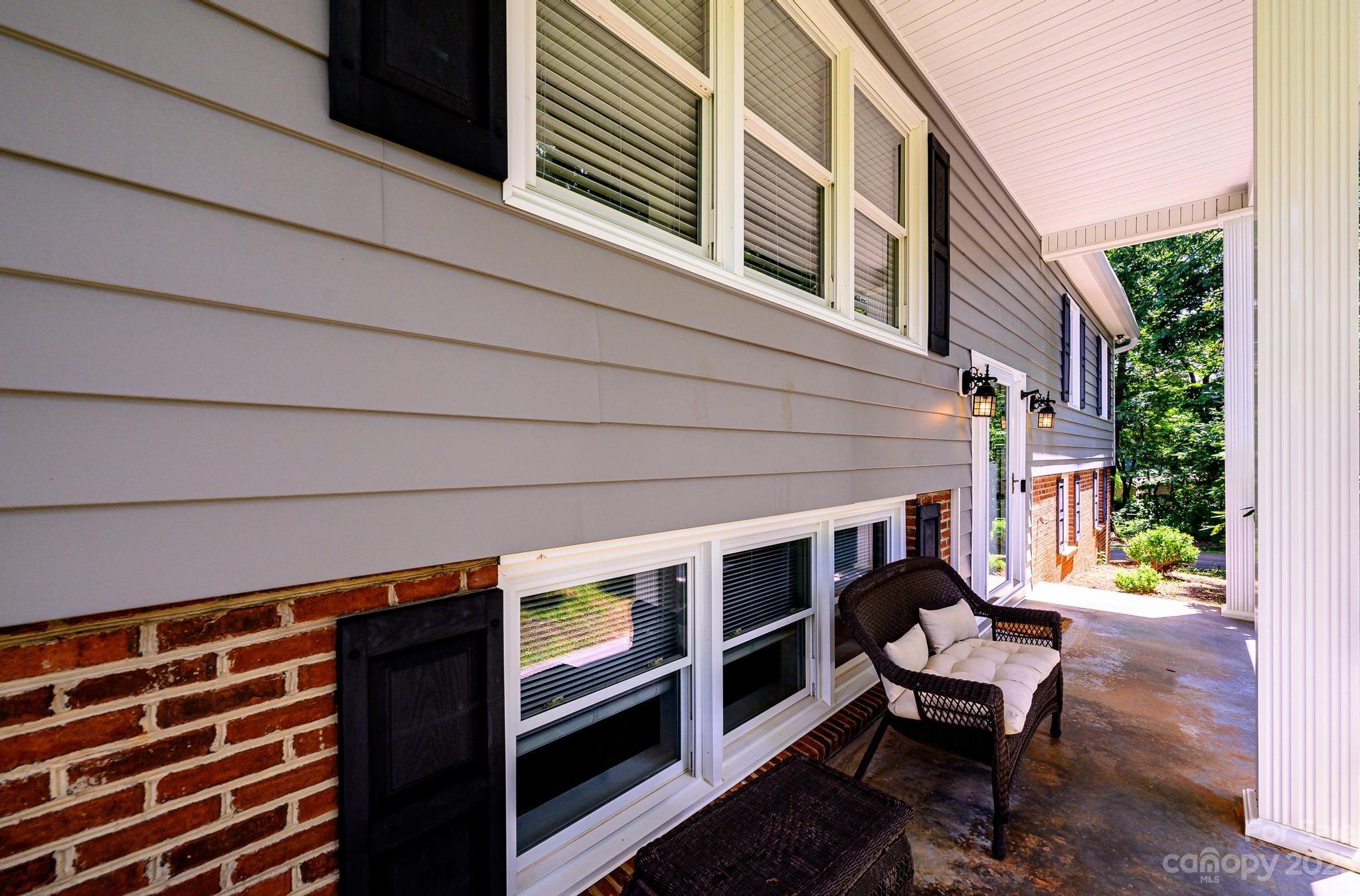 117 Windy Oaks Court
