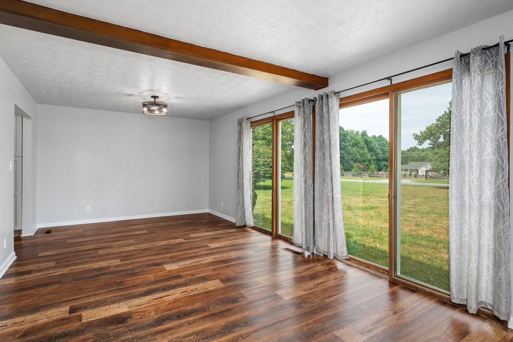 573 Big Hurricane Rd