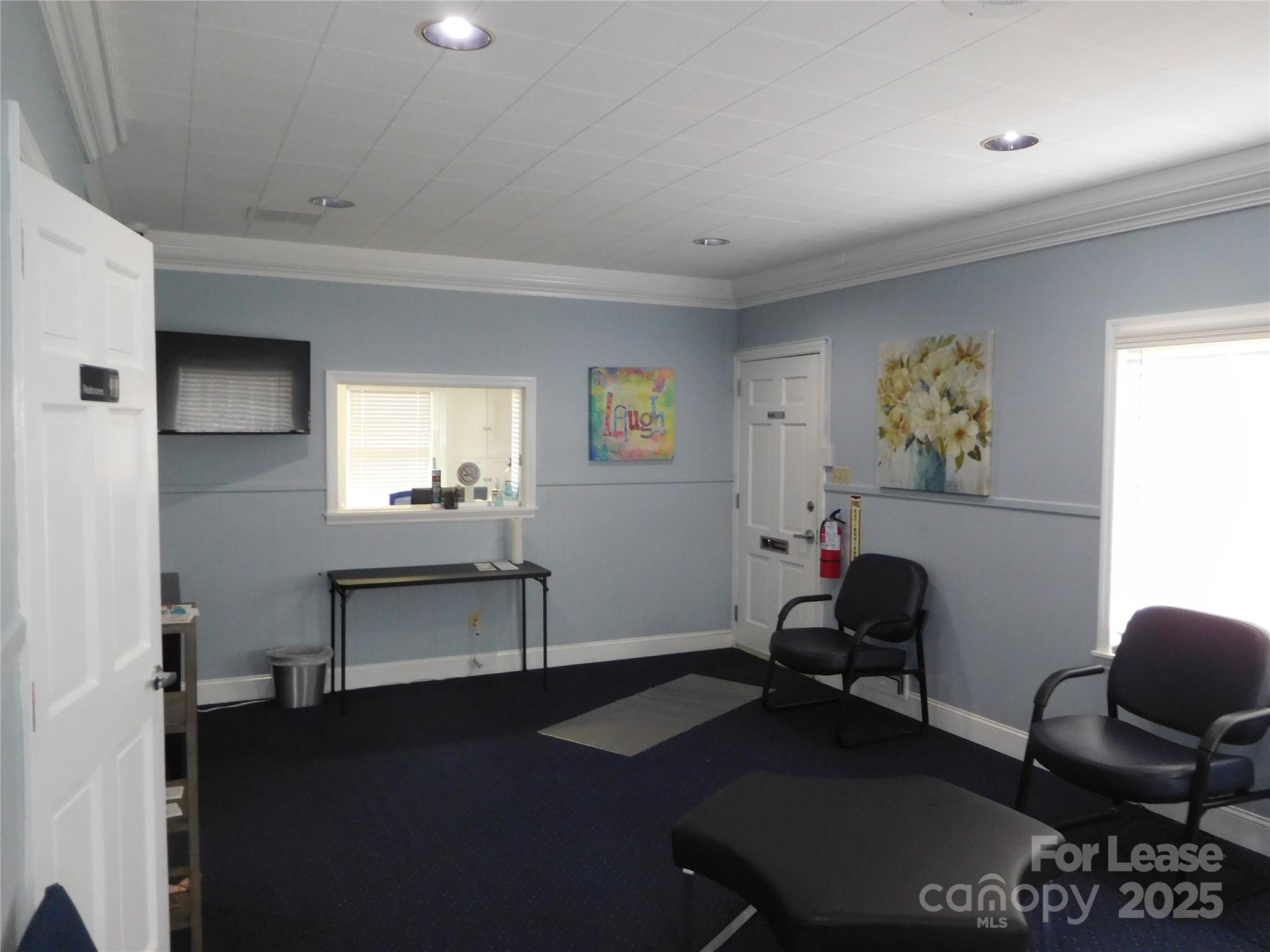 412 S Sutherland Avenue