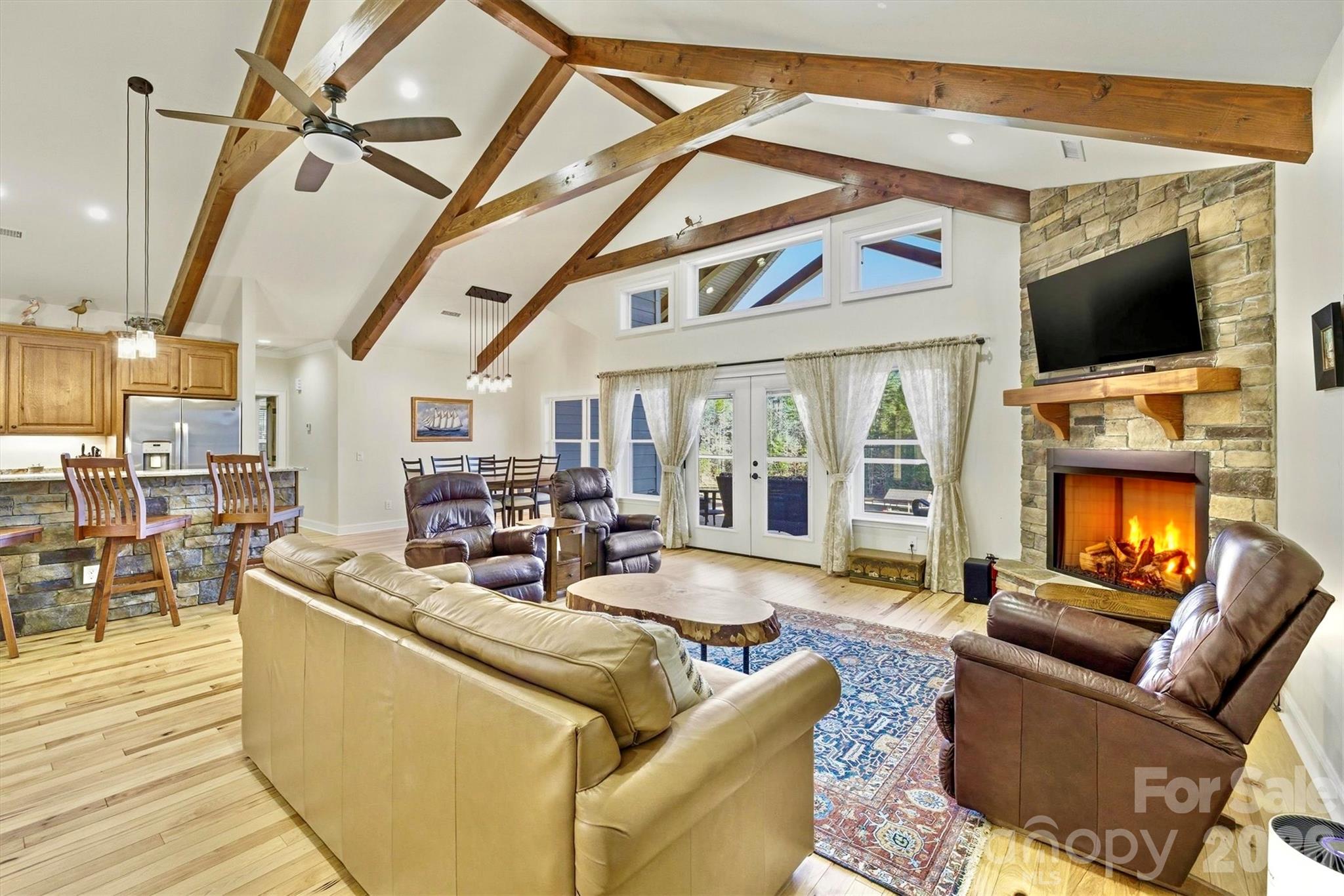 1510 Royal Lane