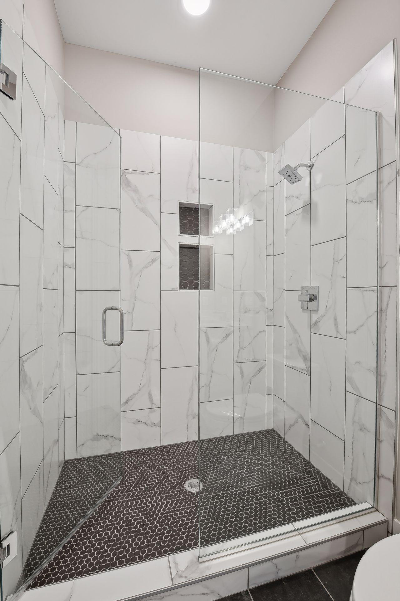 5734 Shady Oak Road S 12