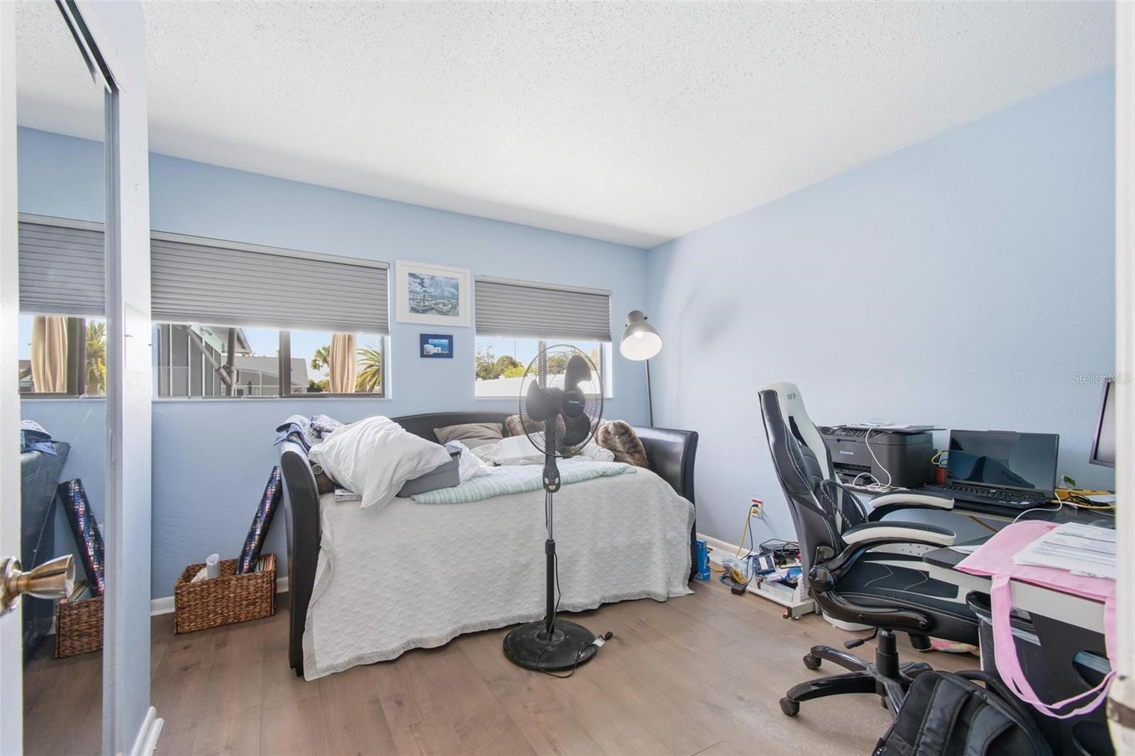 4 Coral Reef Court S
