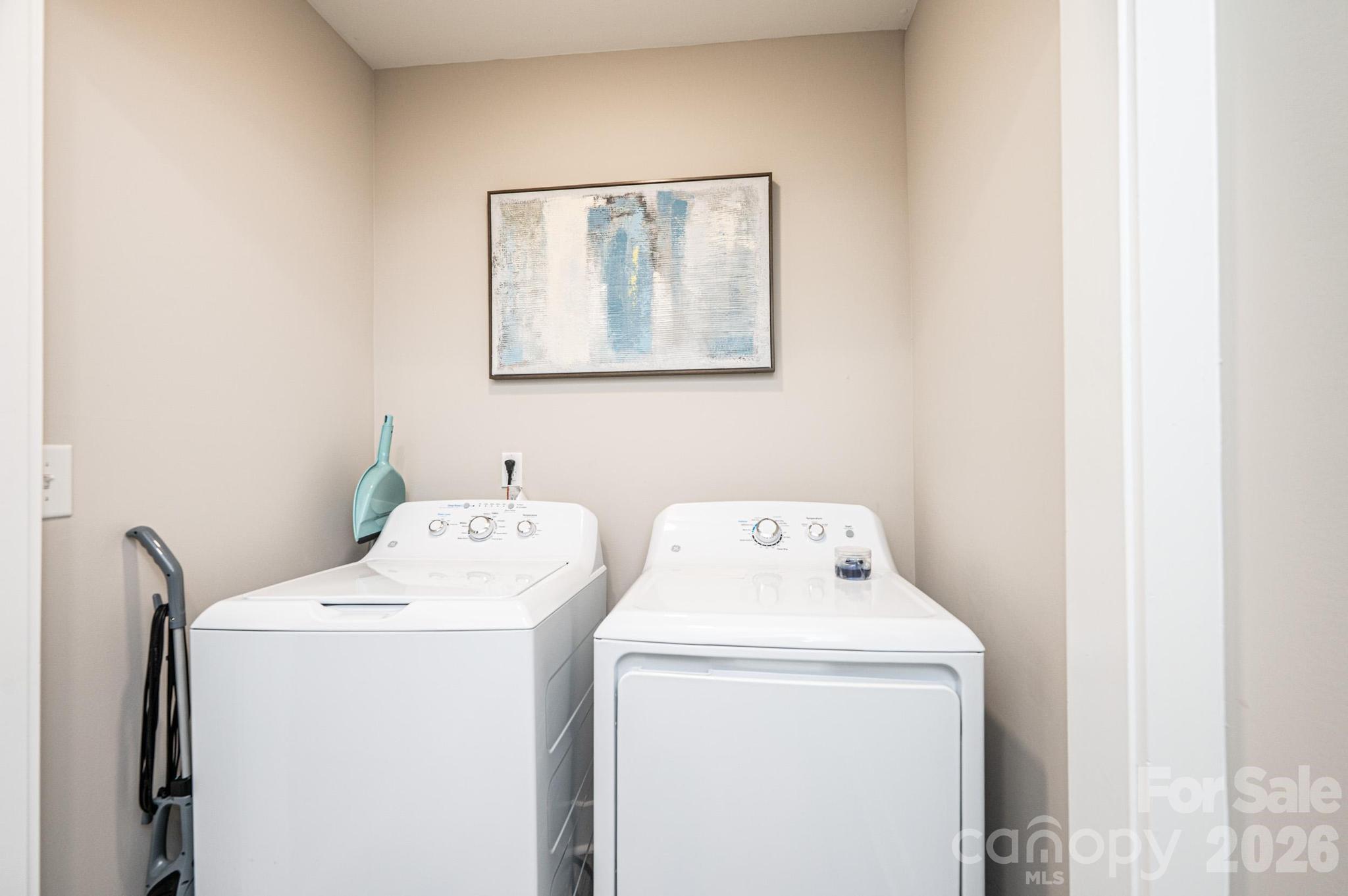 308 W Sycamore Street