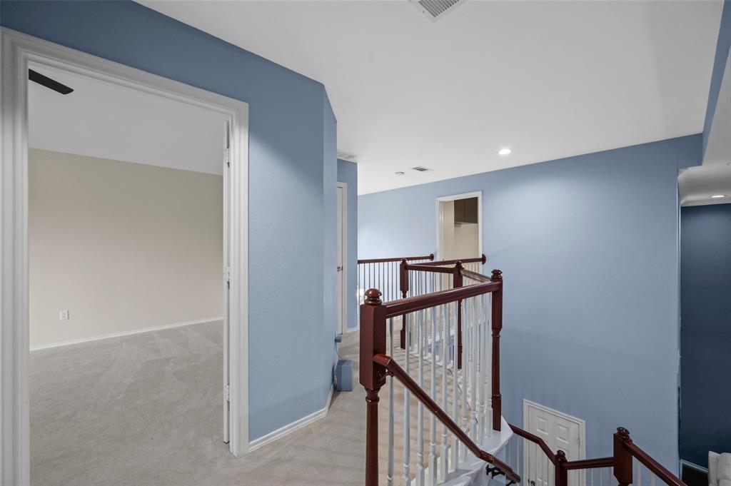 1819 Sandalwood Lane