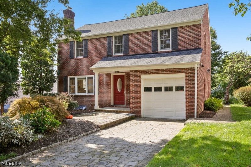 25 Knollwood Ave
