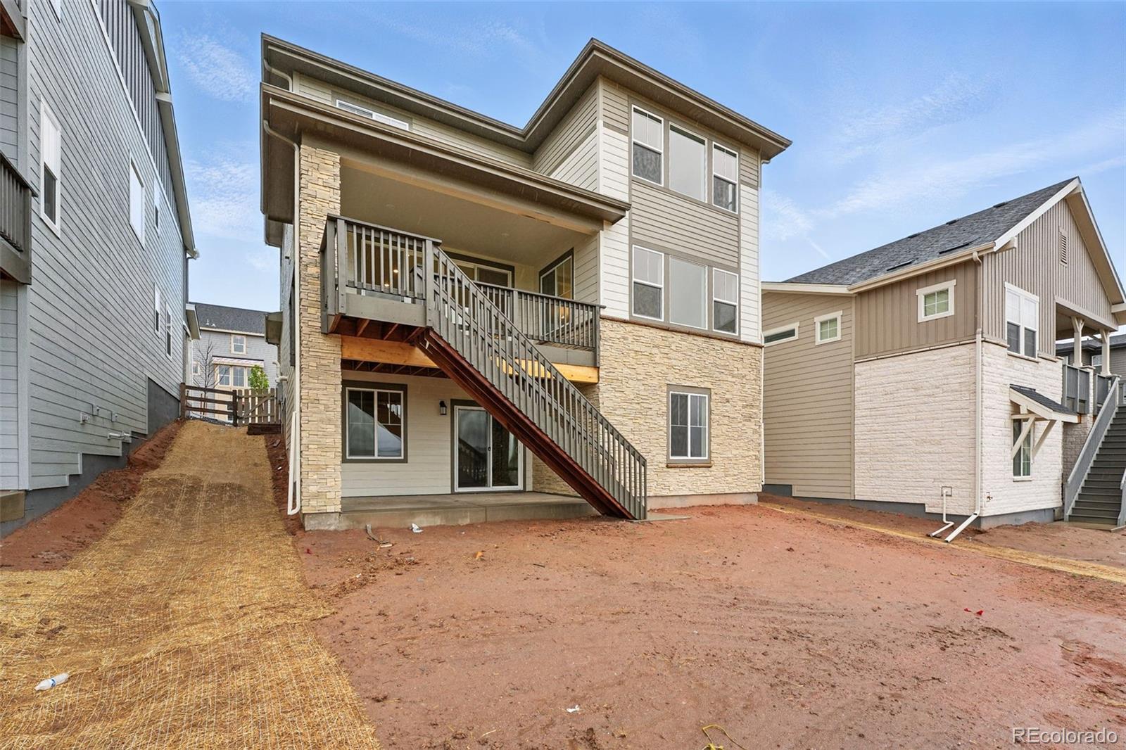 8840 Whiteclover Street